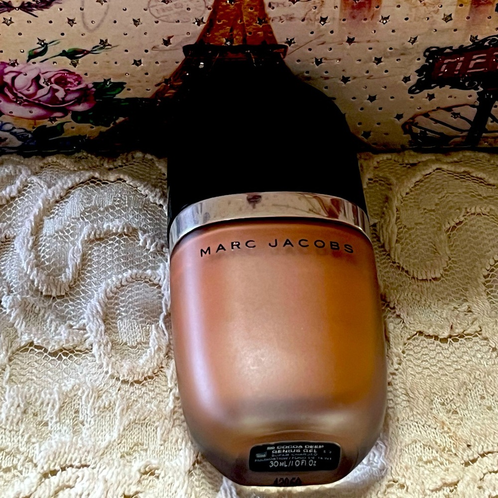 Marc Jacobs Genius Gel Foundation
